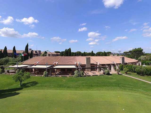 Club House du Golf Club Parco de' Medici