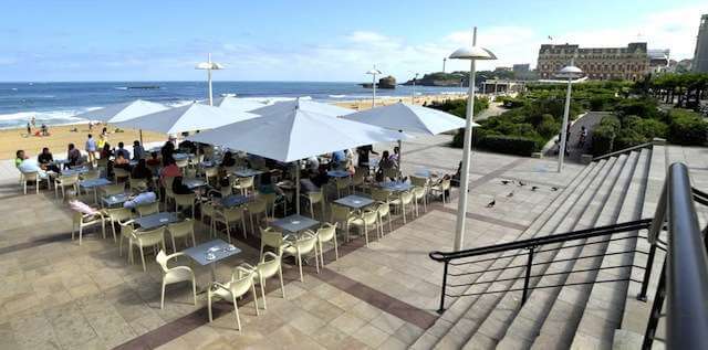 Bar terrasse de l'Hôtel Windsor Biarritz