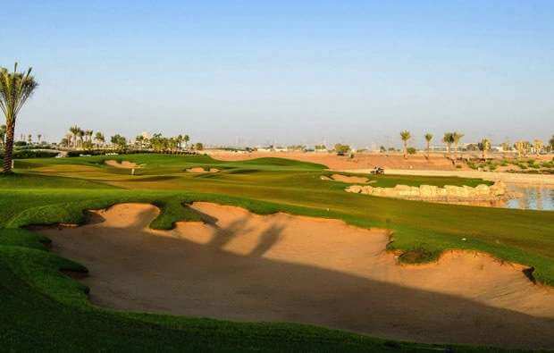 Bunkers au Golf Club Dubai Hills