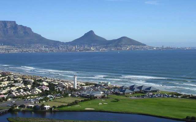 Cape Town : Golf Milnerton