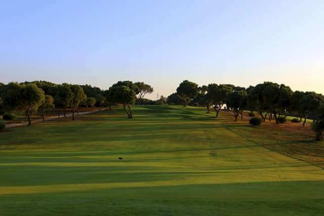 Séjour de golf en Espagne : Golf Country Club Montenmedio
