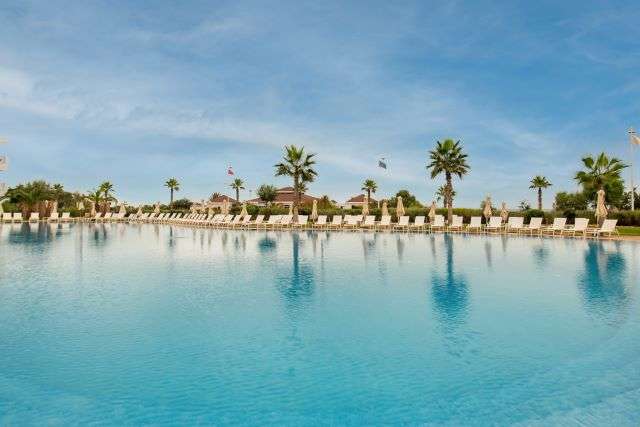 Piscine du Radisson Blu Resort, Saidia Beach
