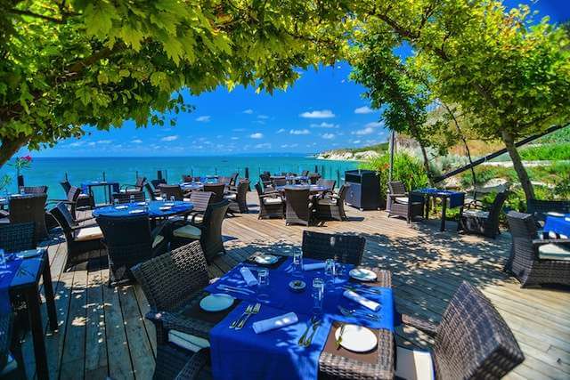 Terrasse du restaurant du Thracian Cliffs Golf & Beach Resort
